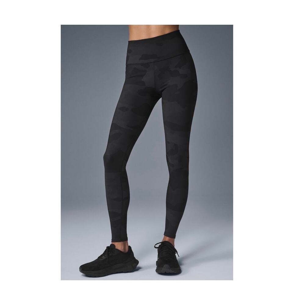 alo High-Waist Camo Vapor Legging sz S small EUC
